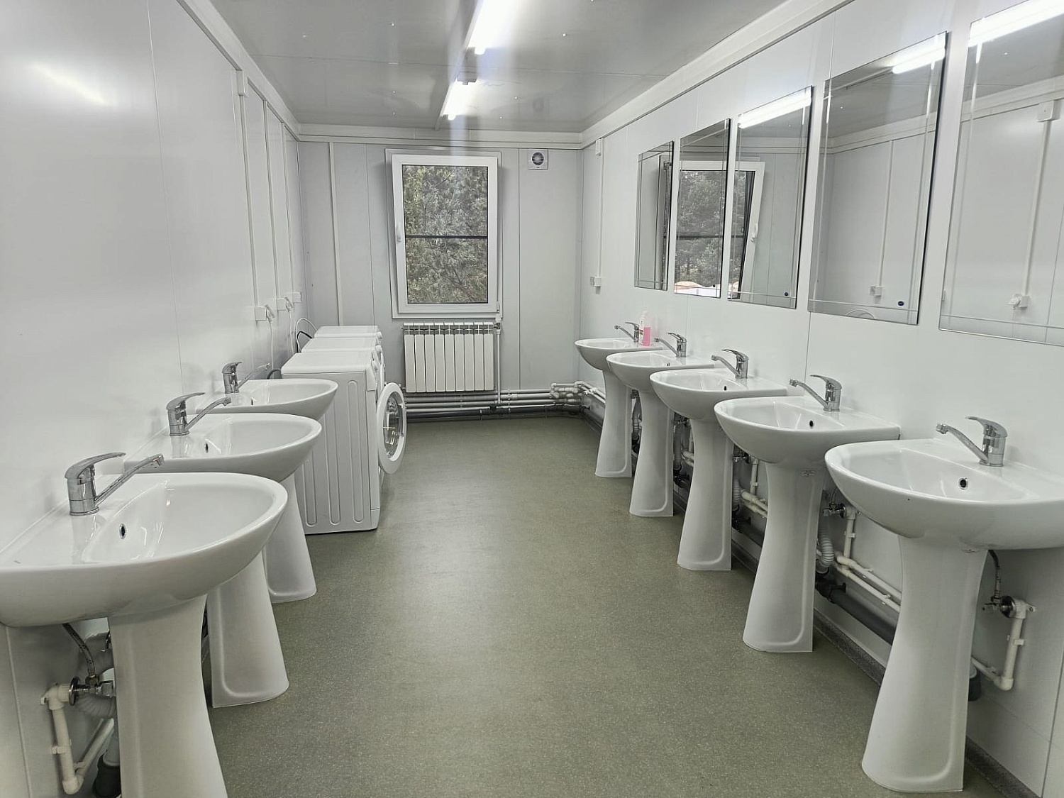 Общежитие на базе 90 модулей "Звезда" в городе  Великий Новгород